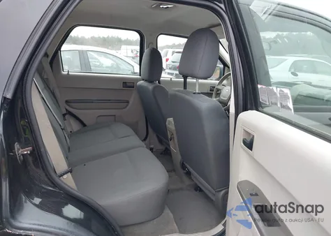 2009 Ford Escape Xls/Xls Manual from USA, damaged, VIN 1FMCU02779KA22635